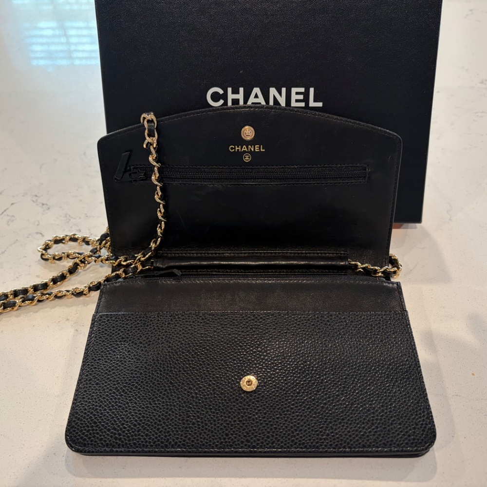 Chanel Black Caviar Leather CC timeless wallet on chain - Picture 8 of 8